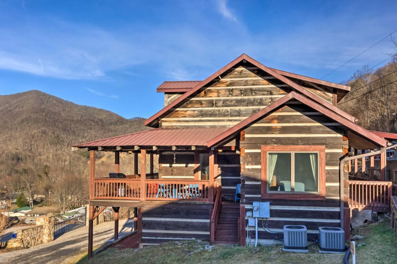 The Cabin At Marys Place With Deck And Mtn Views! Villa Maggie Valley Kültér fotó